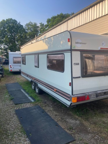 Wohnwagen lux von bürstner - wohnwagen,