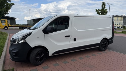 Opel vivaro langversion - opel,